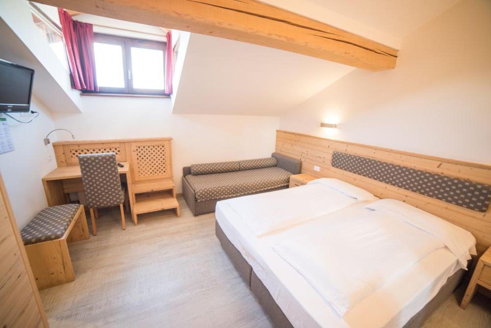 Hotel Due Spade Folgaria Ngoại thất bức ảnh