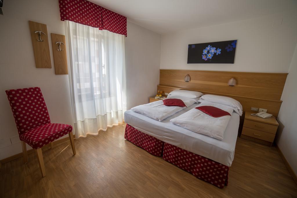 Hotel Due Spade Folgaria Ngoại thất bức ảnh